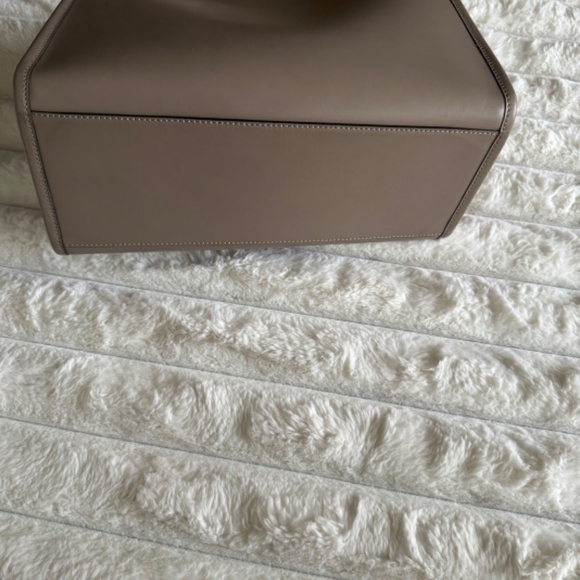 Fendi Sunshine Shopper Tote Leather Medium - Picture 4 of 7